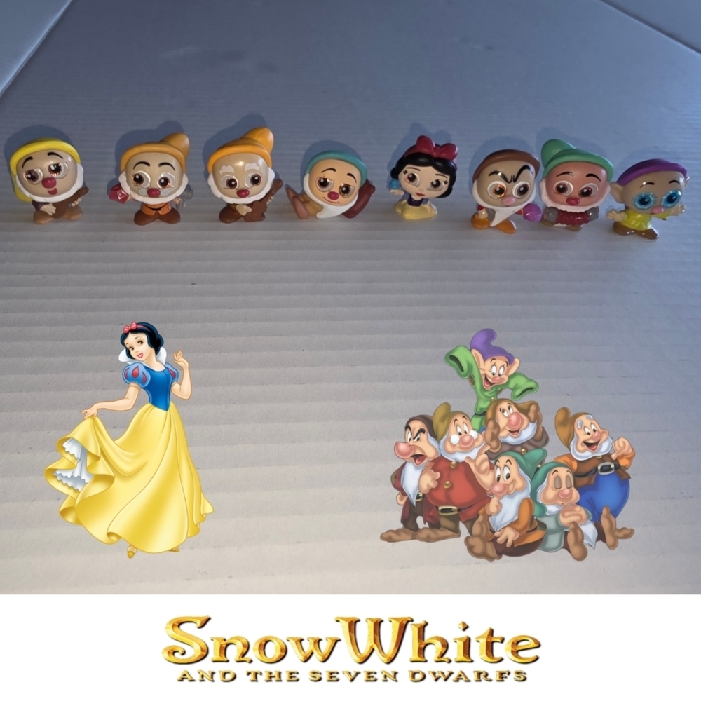 ​Disney Doorables FULL SET - Snow White & All Seven Dwarfs (8 Figures)